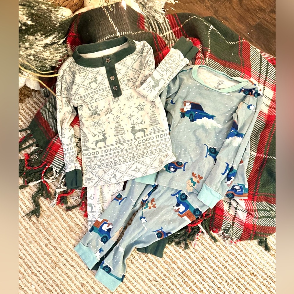 2T/3T long sleeve/pants winter pajamas